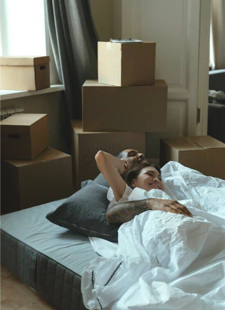 The Checklist You Need When Moving Into Your First Apartment With Your Boyfriend